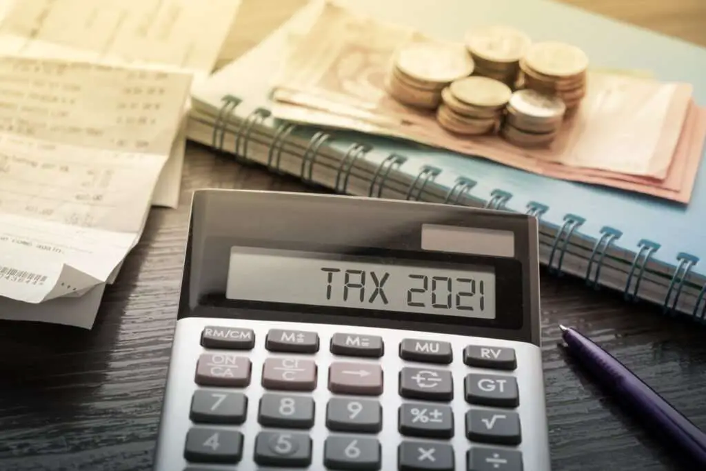 8 Ways Your Taxes Will Differ When You File in 2021 ...