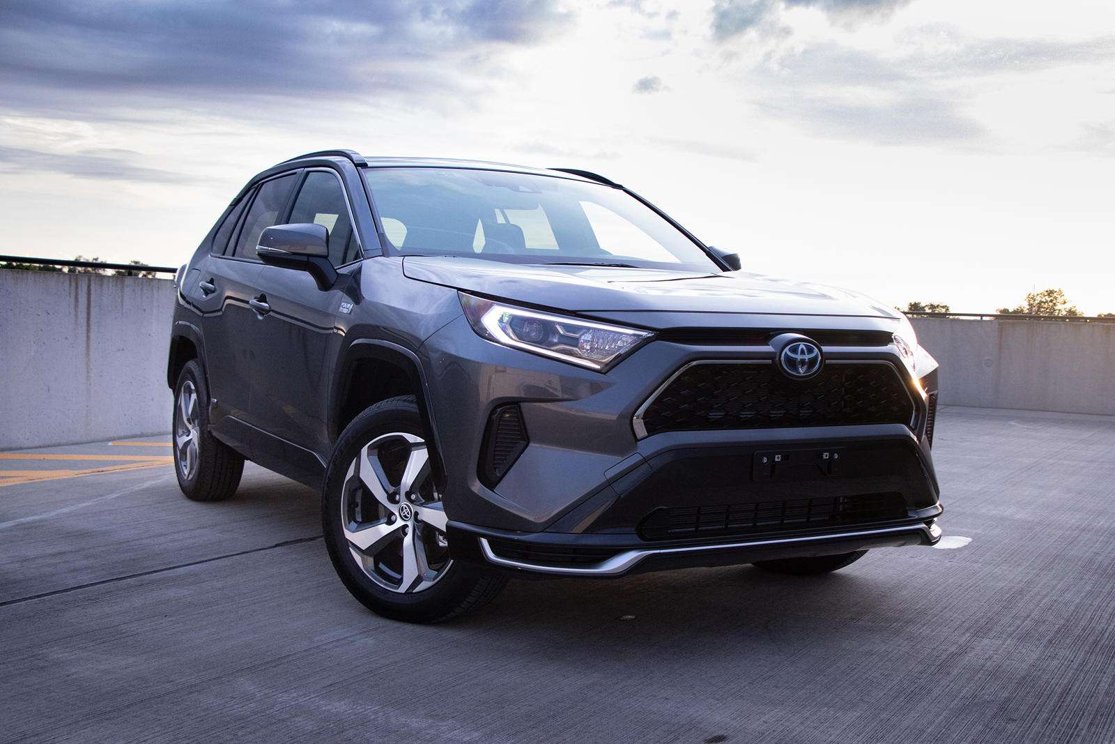 Does Rav4 Hybrid Qualify For Tax Credit / Toyota Suspends ...