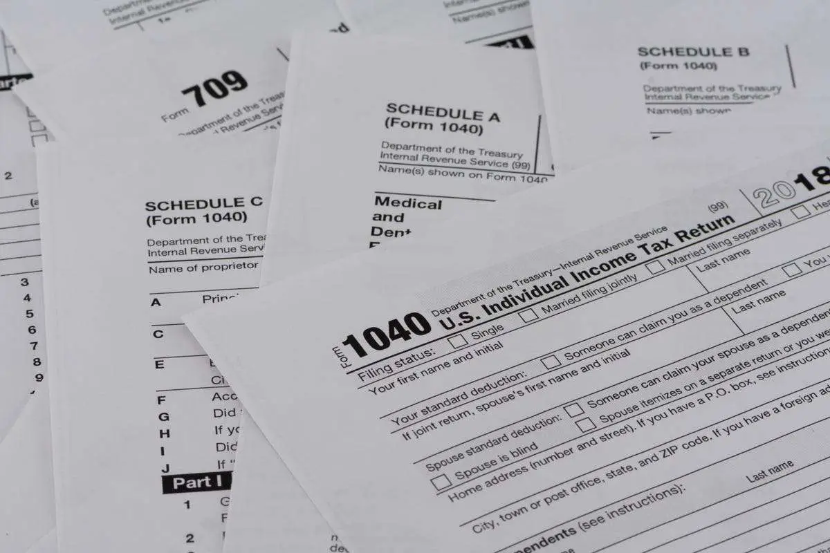 Filing Your Taxes Early: What You Need To Know