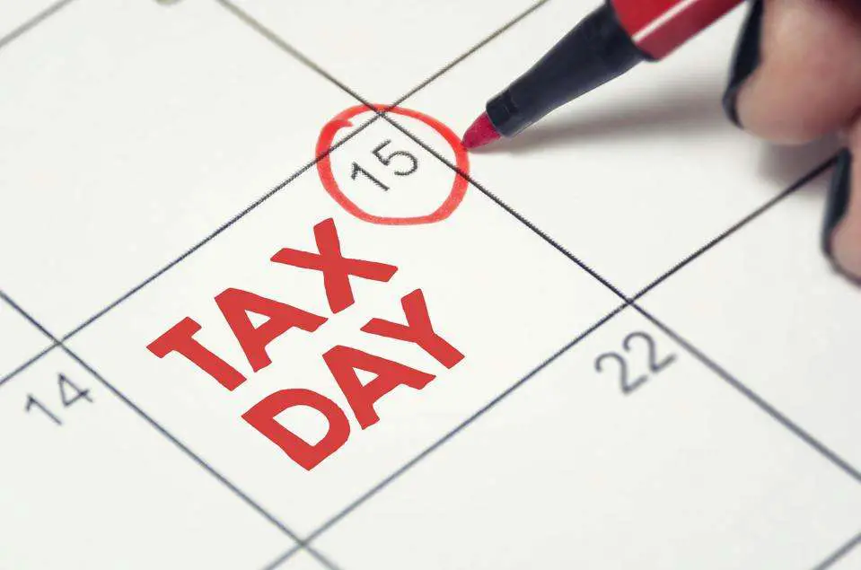 October 15 Is The Deadline For Filing Your 2019 Tax Return ...