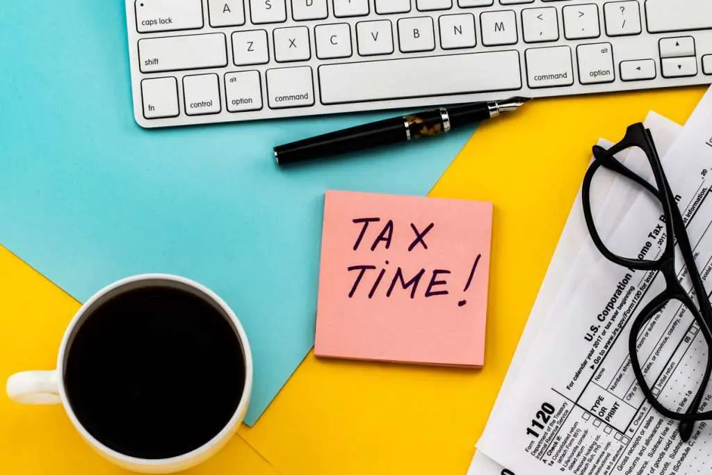 When to File Taxes 2021: Tax Deadlines